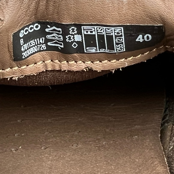 ECCO Soft 7 Slip-On Leather Bronze Sneakers Women's Size 9 US - Picture 3 of 13